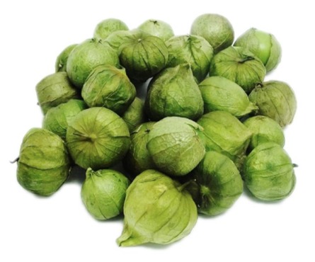 Tomate verde limpio